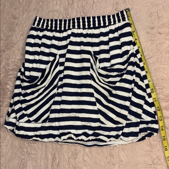 Maurices skirt in size XS - Picture 2 of 9